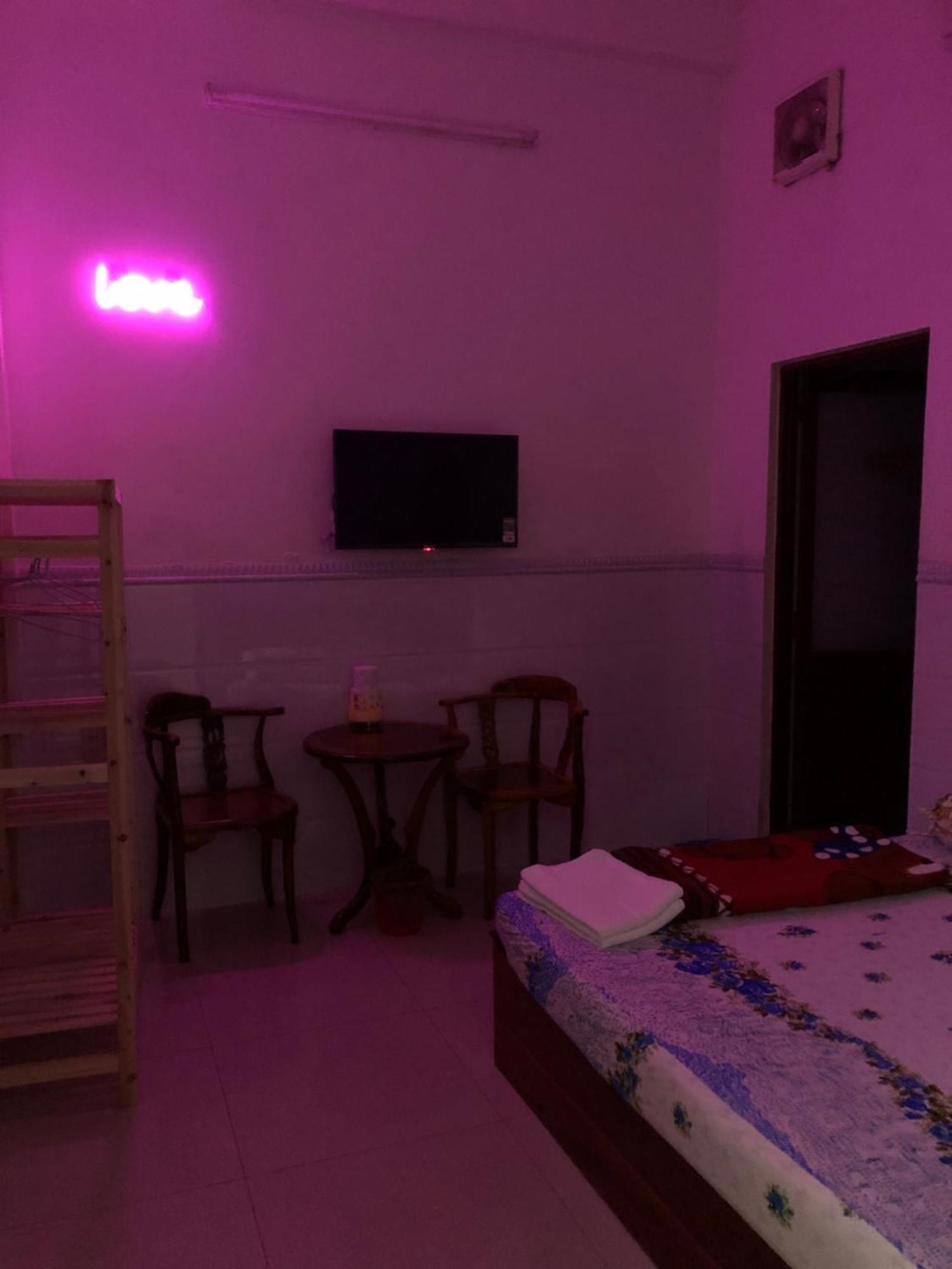 Nha Nghi Van Anh Ap Rach Meo Kültér fotó